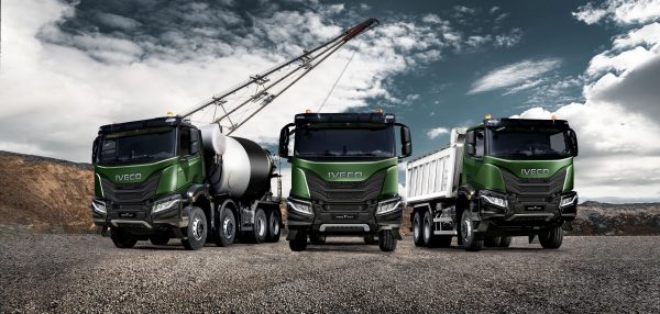 Plusieurs versions de l'IVECO T-WAY