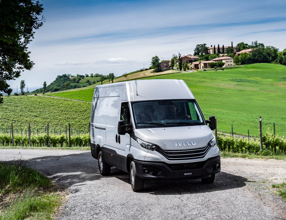 IVECO Daily Fourgon - COVI Camions et Bus