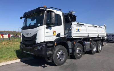 IVECO AD360X48Z HR OFF