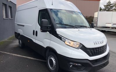 IVECO DAILY 35S18V12