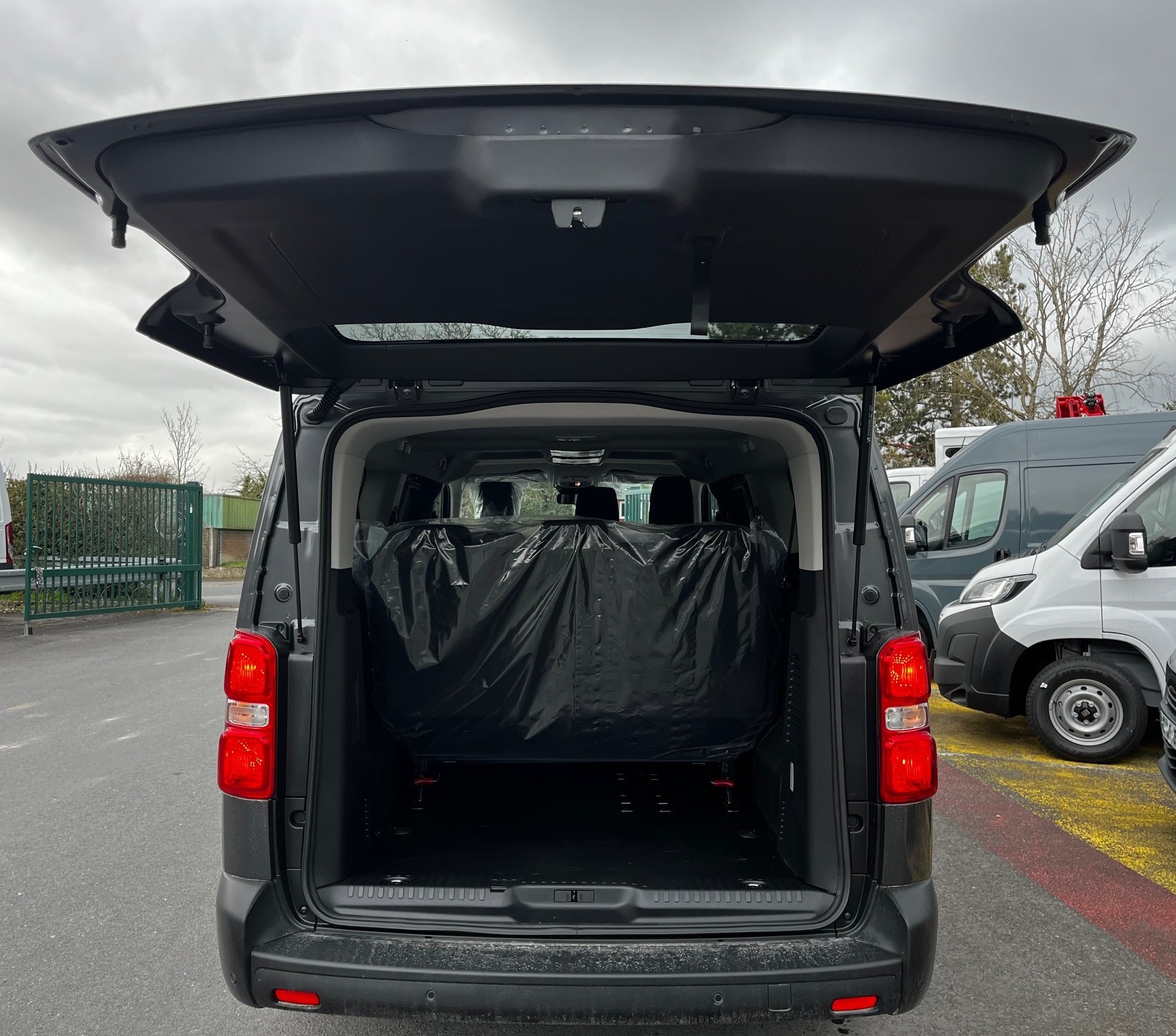 SCUDO COMBI XL 180 CH 2